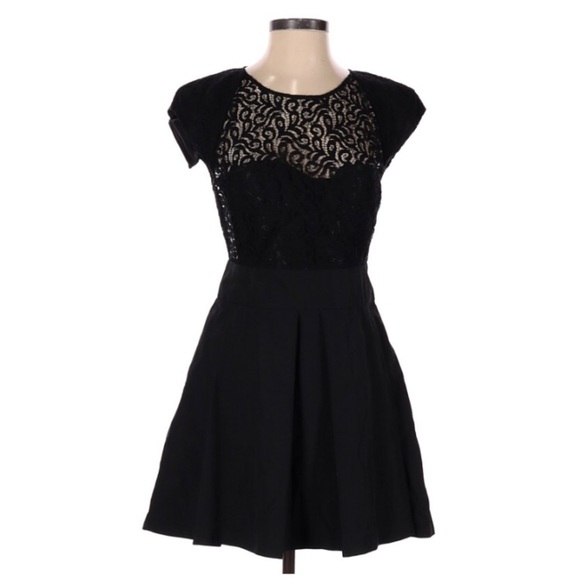 Kimchi Blue Dress l  SIZE 4 | Color Black - Picture 1 of 3